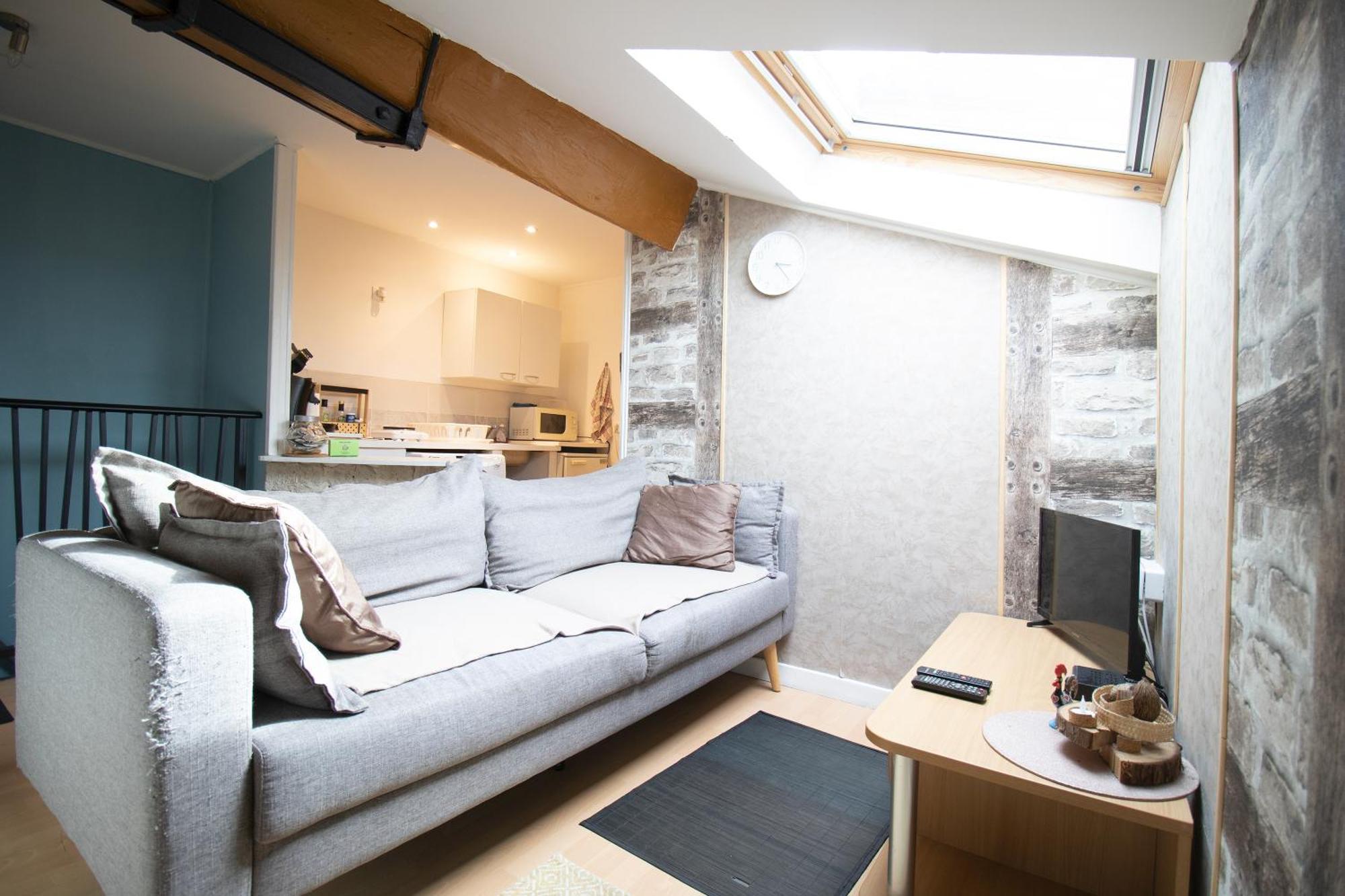 Stud'Ain Appartement Coligny Buitenkant foto